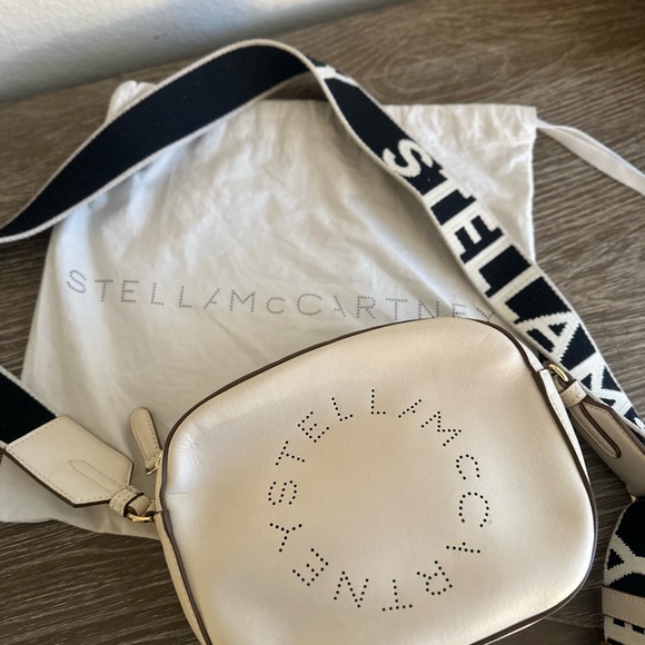 Logo Camera Crossbody Bag - Picture 2 of 9